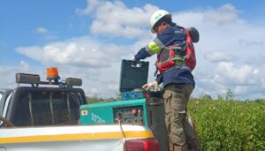  Proses Instalasi Sensor di Lapangan
